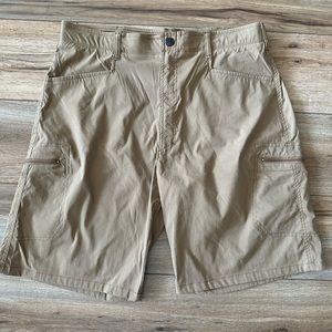 Men's Wrangler Cargo Shorts